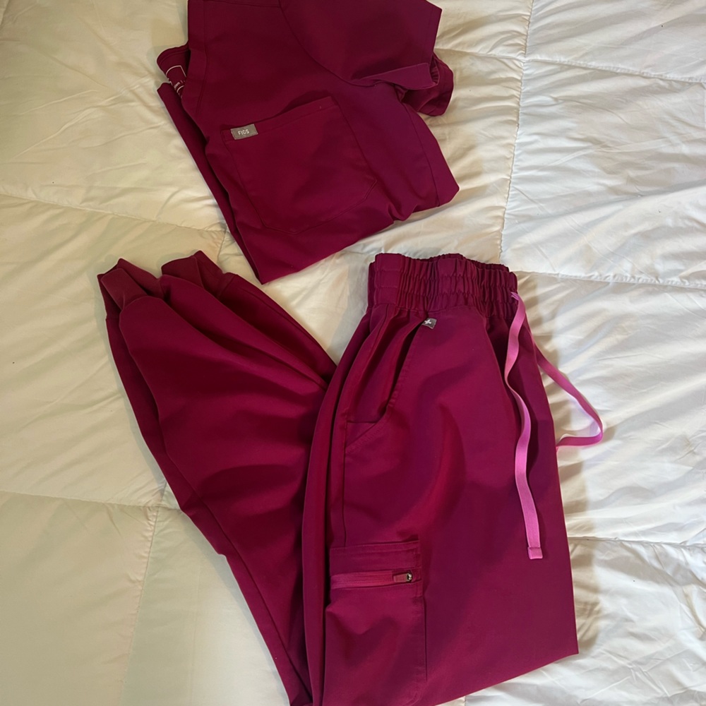 figs pink jogger scrubs